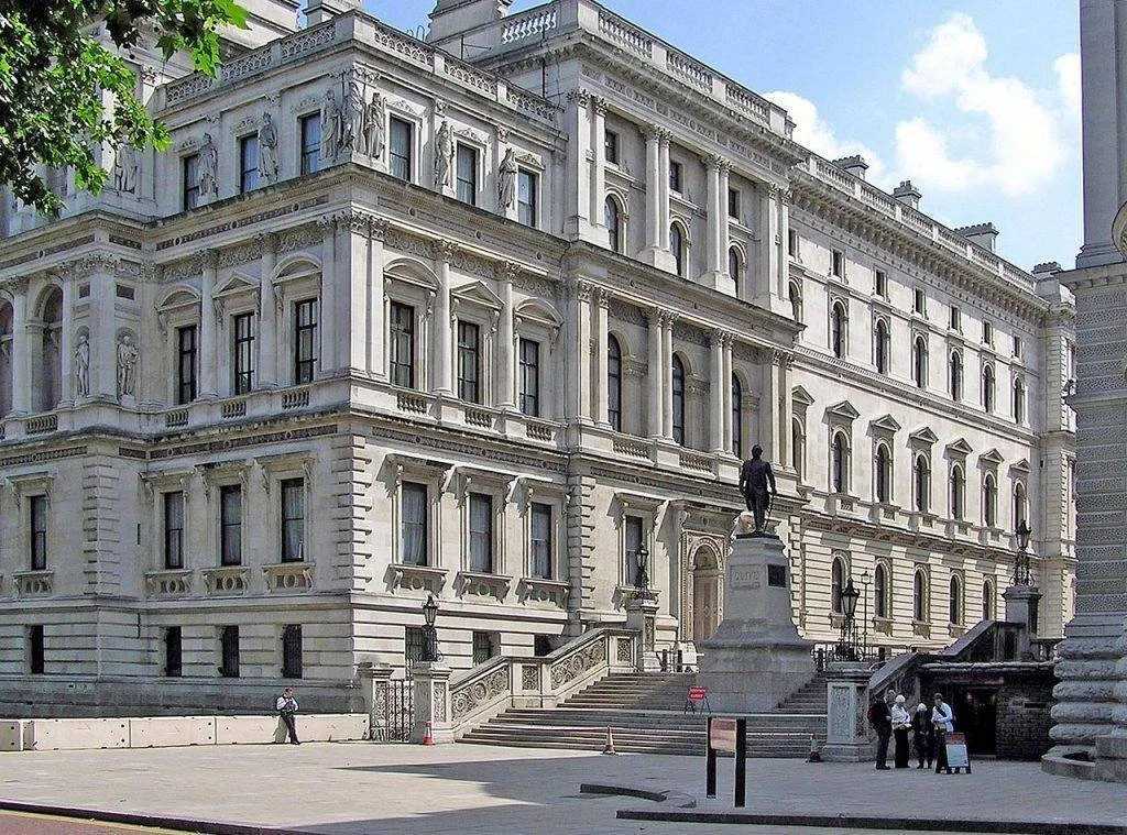UK sanctions Kyrgyz crypto over ruble stablecoin scheme
