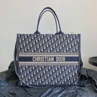 diorama bag replica