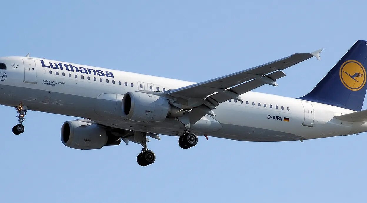 lufthansa airlines customer service