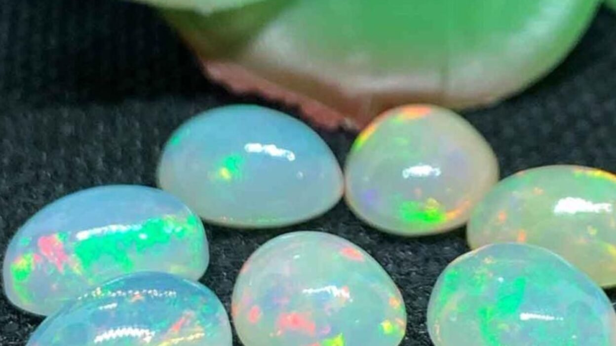 Aurora Opals Stones - GemstonesForSales