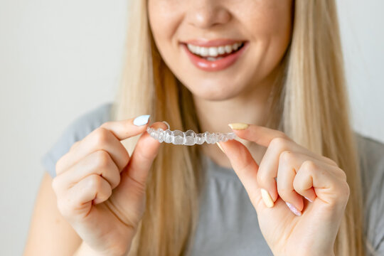The Right Way to Clean Your Clear Aligners
