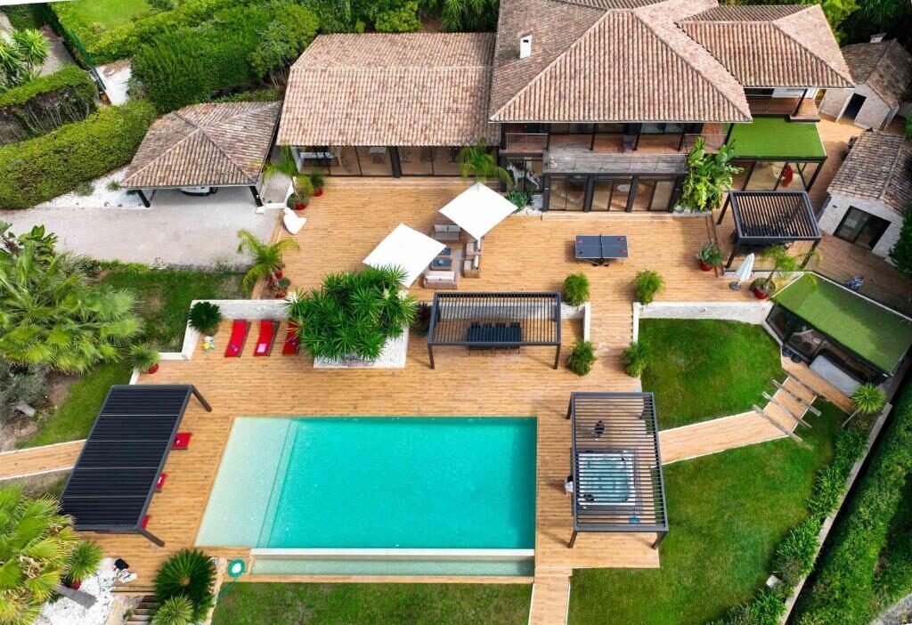 vacation home rental management Cannes