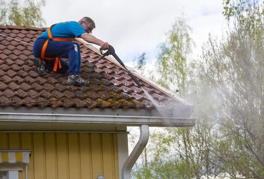 Gutter Cleaning Strongsville