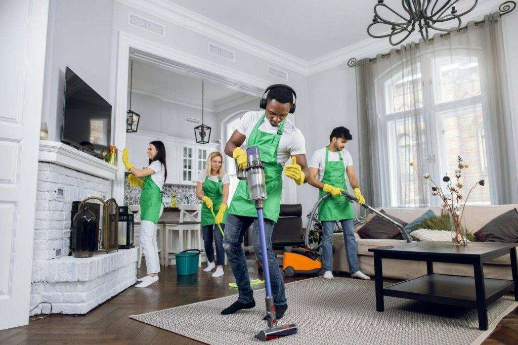 Residential Move Out Cleaning Services in Westlake